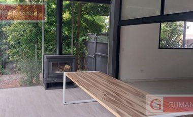 Moderna Casa en San Matias c/Pileta -OPORTUNIDAD