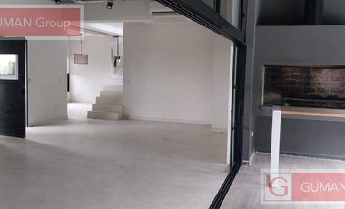 Moderna Casa en San Matias c/Pileta -OPORTUNIDAD