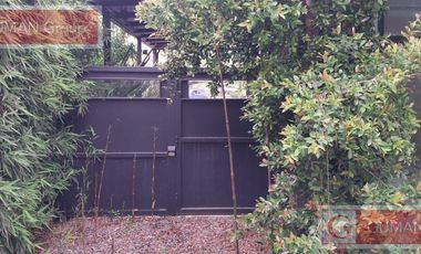 Moderna Casa en San Matias c/Pileta -OPORTUNIDAD