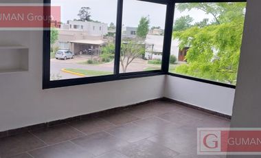 Moderna Casa en San Matias c/Pileta -OPORTUNIDAD