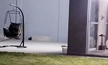 Casa - Ingeniero Maschwitz - Escobar - Amplio parque - Pileta-acepta permuta