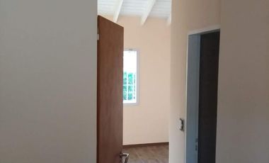 Casa - Ingeniero Maschwitz - Escobar - Amplio parque - Pileta-acepta permuta