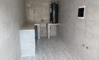 Casa - Ingeniero Maschwitz - Escobar - Amplio parque - Pileta-acepta permuta