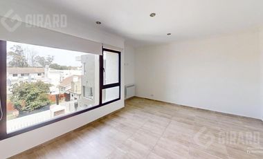 Triplex de 5 Ambientes a estrenar en Villa Primera, posesion inmediata