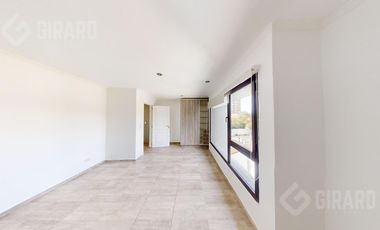 Triplex de 5 Ambientes a estrenar en Villa Primera, posesion inmediata