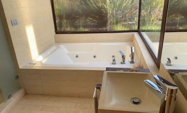 ARRIENDO POR DIA Casa caminando a las cujas en Cachagua