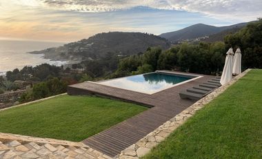 ARRIENDO POR DIA Casa caminando a las cujas en Cachagua