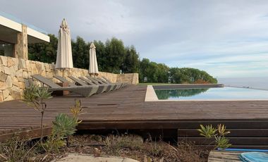 ARRIENDO POR DIA Casa caminando a las cujas en Cachagua