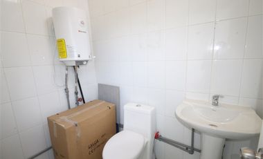 Local Comercial en Arriendo en Av. Vitacura // Gerónimo de Alderete // Las Hualtatas