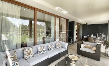 Casa en Venta en Condominio Algarrobal