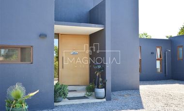 Casa en Venta en Condominio Algarrobal