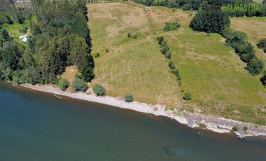 Agrícola en Venta en Subdividido en 6 parcelas, orilla Río Calle Calle a 20 minutos de Valdivia