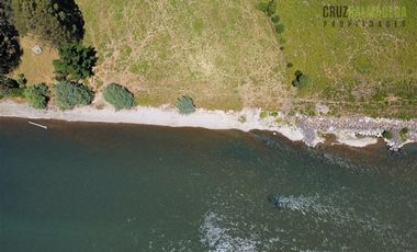 Agrícola en Venta en Subdividido en 6 parcelas, orilla Río Calle Calle a 20 minutos de Valdivia