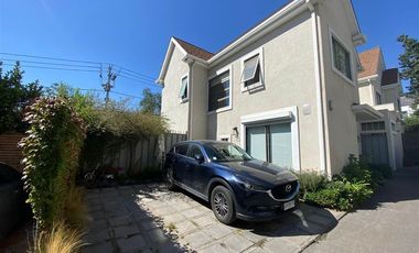 Casa en Venta en NICANOR PLAZA / VALENZUELA PUELMA