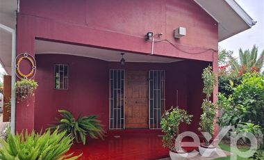 Casa en Venta en Brasil con Avenida Rojas Magallanes