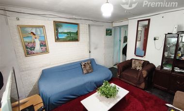 Casa en Venta en CASA EN SAN JOAQUÍN CON EXCELENTE CONECTIVIDAD Y SERVICIOS