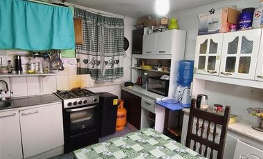 Casa en Venta en CASA EN SAN JOAQUÍN CON EXCELENTE CONECTIVIDAD Y SERVICIOS