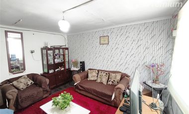 Casa en Venta en CASA EN SAN JOAQUÍN CON EXCELENTE CONECTIVIDAD Y SERVICIOS