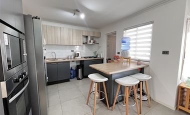 Casa en Arriendo en LOS CEIBOS 1100