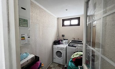 Casa en Arriendo en LOS CEIBOS 1100