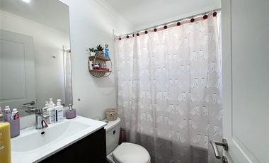 Casa en Arriendo en LOS CEIBOS 1100