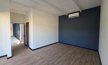 Casa en Venta en Ramon Subercaseaux con los Almendros