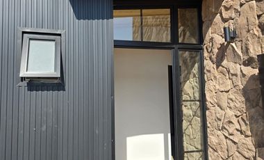 Casa en Venta en Ramon Subercaseaux con los Almendros