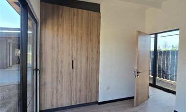 Casa en Venta en Ramon Subercaseaux con los Almendros