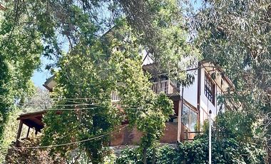 Casa en Venta en CAMINO LOS REFUGIOS / QUEBRADA VERDE