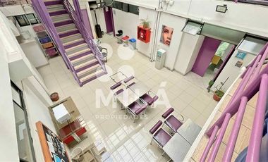 Oficina en Venta en Edificio 4 pisos múltiples espacios
