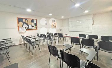 Oficina en Venta en Edificio 4 pisos múltiples espacios