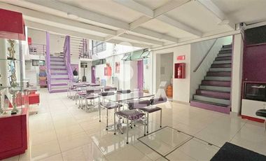Local Comercial en Venta en Edificio 4 pisos múltiples espacios
