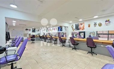 Local Comercial en Venta en Edificio 4 pisos múltiples espacios