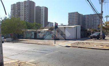 Terreno Construccion  en Venta en Américo Vespucio y Gran Avenida