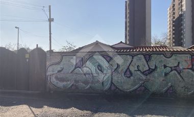 Terreno Construccion  en Venta en Américo Vespucio y Gran Avenida