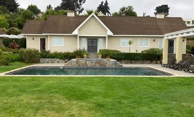 Casa en Arriendo en Condominio Cantagua