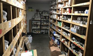 Local Comercial en Arriendo en Tabancura / Las Hualtatas