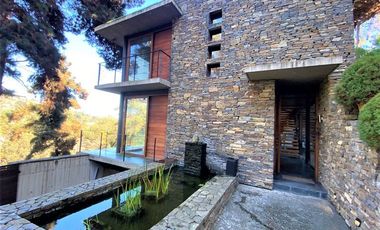 Casa en Venta en Zapallar Centro