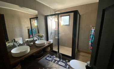 Casa en Venta en Lago Colbún