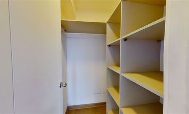 Departamento en Arriendo en Metro Toesca, 1 dormitorio, estacionamiento