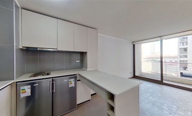Departamento en Arriendo en Metro Toesca, 1 dormitorio, estacionamiento