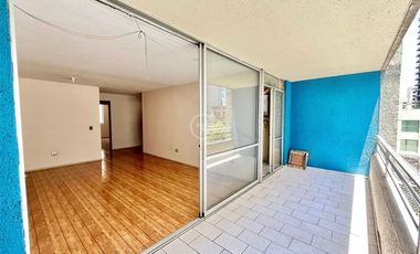 Departamento en Arriendo en Metro Santa Lucia