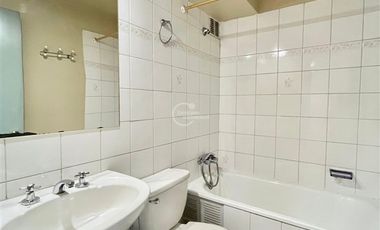 Departamento en Arriendo en Metro Santa Lucia