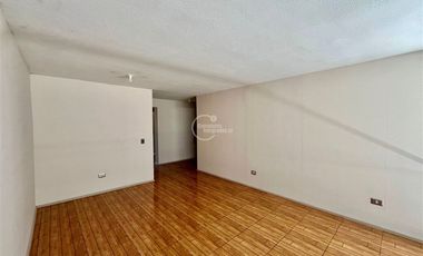 Departamento en Arriendo en Metro Santa Lucia