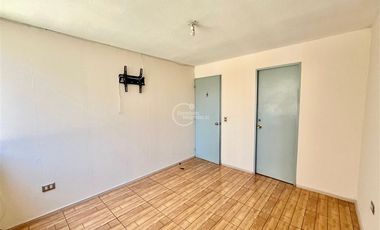 Departamento en Arriendo en Metro Santa Lucia