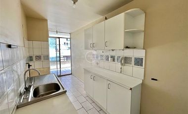 Departamento en Arriendo en Metro Santa Lucia