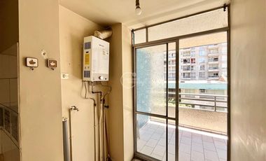 Departamento en Arriendo en Metro Santa Lucia