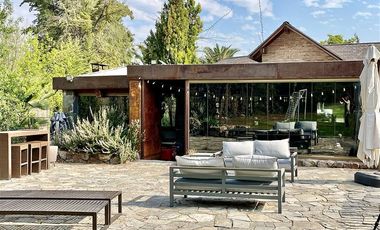 Casa en Venta en Condominio Polo Manquehue / Guay Guay