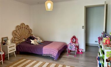 Casa en Venta en Condominio Polo Manquehue / Guay Guay