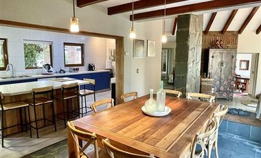 Casa en Venta en Condominio Polo Manquehue / Guay Guay